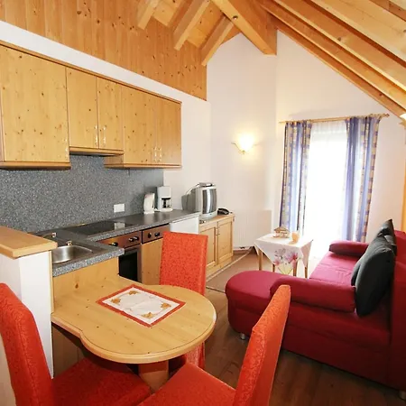 Spacious In Laengenfeld With Sauna *