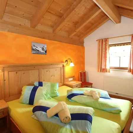 Spacious In Laengenfeld With Sauna Huben (Imst)